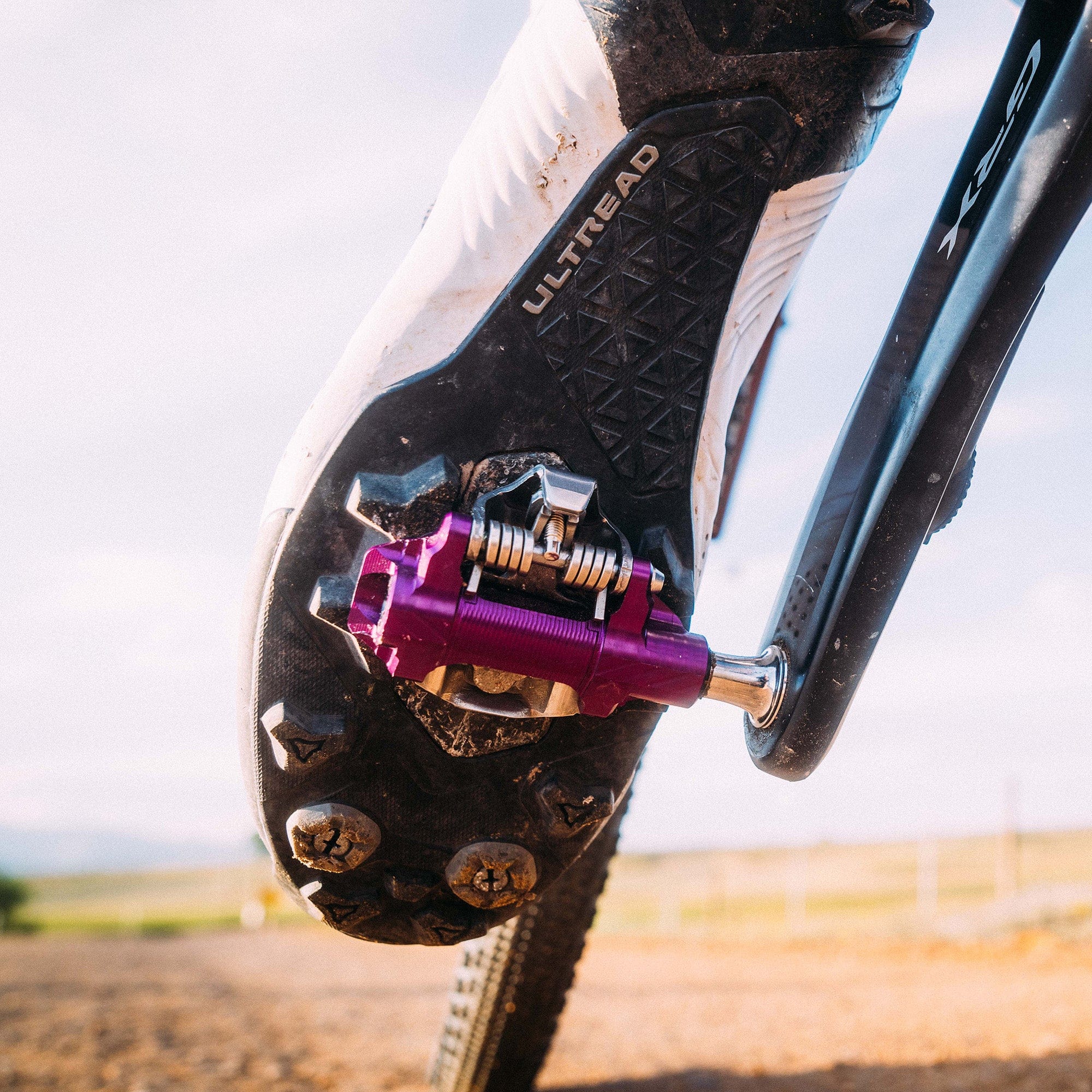 DEL Gravel Race Clipless Pedal - Image 14